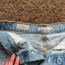 Levi's NWT Levi’s Stretch Ribcage Super High Rise Denim Shorts Photo 2