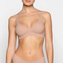 SKIMS NWT  Naked Plunge Bra Clay Size M Photo 1