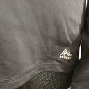 Reebok Performance thumb hole pull over! Photo 5