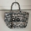 Alo Yoga  Gym Bag/Large Shopper Tote Grey Tiedye Photo 1