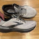 Brooks Adrenaline GTS Photo 0