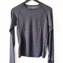 Zyia  Women’s S Competition T Charcoal Long Sleeve Tee Photo 0