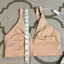 Everlane  The Invisible Bra, light tan Photo 5