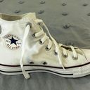 Converse Off Photo 2