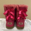 UGG . Bailey Bow II. Pink. Size 5 Photo 1