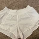 Lululemon Hotty Hot Short 2.5” Photo 0