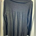 BCBG MaxAzria longer line wool / nylon sweater. Size large. Excel… Photo 3