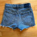 Abercrombie & Fitch Abercrombie The Mom Short High Rise Photo 1