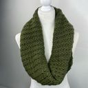 infinity Frenchi  Green Chunky Knit Scarf Photo 0