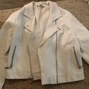 white faux leather jacket Size XL Photo 3