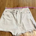 Abercrombie & Fitch  Curve Love Creme The 4" Mom Short High Rise Sz 6/28 Photo 4