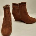 Bella Marie  Womens Bootie Size 7 Wedge Heel Photo 2