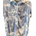 Beach Lunch Lounge Short Sleeve Button Front Blue Tie-Dye‎ Shirt Photo 4