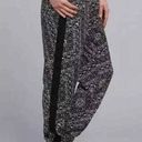 NYDJ ‎ Not Your Daughter's Jeans Black White Easyfit Track Style Pants M NWT Photo 3