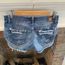 BKE  Otella Mid Rose Shortie Denim Shorts size 26 Photo 2