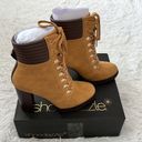 Shoedazzle  Women’s Shandee Lace Up Bootie in Tan size 9 Photo 3