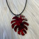 Monstera red acrylic leaf necklace Photo 3