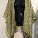 Forever Dreams women’s cape/shawl. Size One Size Yellow Photo 0