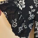 Terra & Sky  1X Black/White Floral Pullover Blouse Front Bow Ruffled Sleeves XC Photo 3