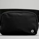 Lululemon Everywhere Belt Bag Photo 0