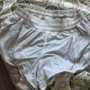 Lululemon White Size 8 Hotty Hot  shorts Photo 0