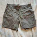 prAna  Olivia Short Women’s size 10 light grey 5’ inseam Photo 0