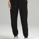 Lululemon High-Rise Scuba Joggers Photo 0