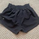 Lululemon Hotty Hot Short High-Rise 2.5” Photo 1