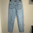 Pretty Little Thing  knee rip high rise distressed mom jeans women’s size small 6 Photo 5