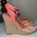 Victoria's Secret 🌟3 for $15🌟 Victoria’s Secret Coral Lace Espadrilles Wedge Heels, EUC, 8.5 Photo 3