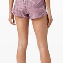 Lululemon Hotty Hot Short 2.5 Photo 0