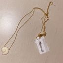 Madewell NWT  gold tone Resin Shell Pendant Necklace Photo 3