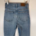 Madewell  The Perfect Vintage Jean Medium Wash Distressed High Rise Size 24 Photo 7