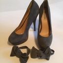 Kelsi Dagger  GREY SUEDE PLATFORM BOW 8M Photo 7