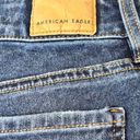 American Eagle  Hi-Rise Distressed Jegging Size 2 Photo 3