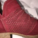 Earth Origins  Suede Booties Size 8.5 Amanda Perforated Ruching Garnet Back Zip Photo 5