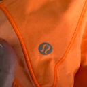 Lululemon Hotty Hot Short 2.5” Photo 3