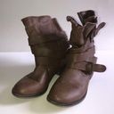 Target  boots with‎ buckle detailing women’s size 8.5 Photo 2