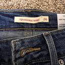 Levi's 721 High-Rise Skinny Jeans Photo 2