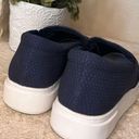 Arizona Jeans Arizona Navy blue symphony slip on sz 11M Photo 2