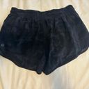 Lululemon Hotty Hot Short 2.5” Photo 1