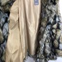 Fillinuo faux fur hooded coat Size undefined Photo 4