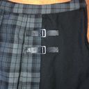 Hot Topic  Black & Grey Plaid Buckle Asymmetrical Pleated Skirt size large Photo 4