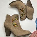 MIA  Melrose Floral Embroidered Ankle Boots Sz 8.5 Western Southwestern Photo 1