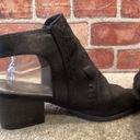 Baretraps Ivalyn Womens black Booties size 12 Photo 4