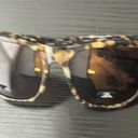 Privé Revaux NWOT  The Everywhere Fit Sun‎ Glasses Photo 1