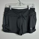 Mountain Hardwear Women’s  Size Medium Grey‎ Stretchy Athletic Shorts 2.5” Inseam Photo 0