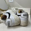 Nike Blazer Low Platform Photo 8