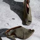 Givenchy Authentic  studded criss cross heels green suede Photo 0