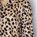 kim rogers NWT Kim Roger’s Long Sleeve Leopard Print Button Down Shirt Tan Black Size XL Photo 2